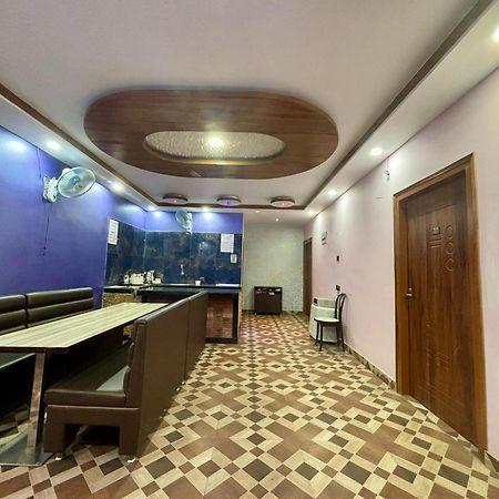 Krishna Shree Guest House Γουβαχάτι Εξωτερικό φωτογραφία