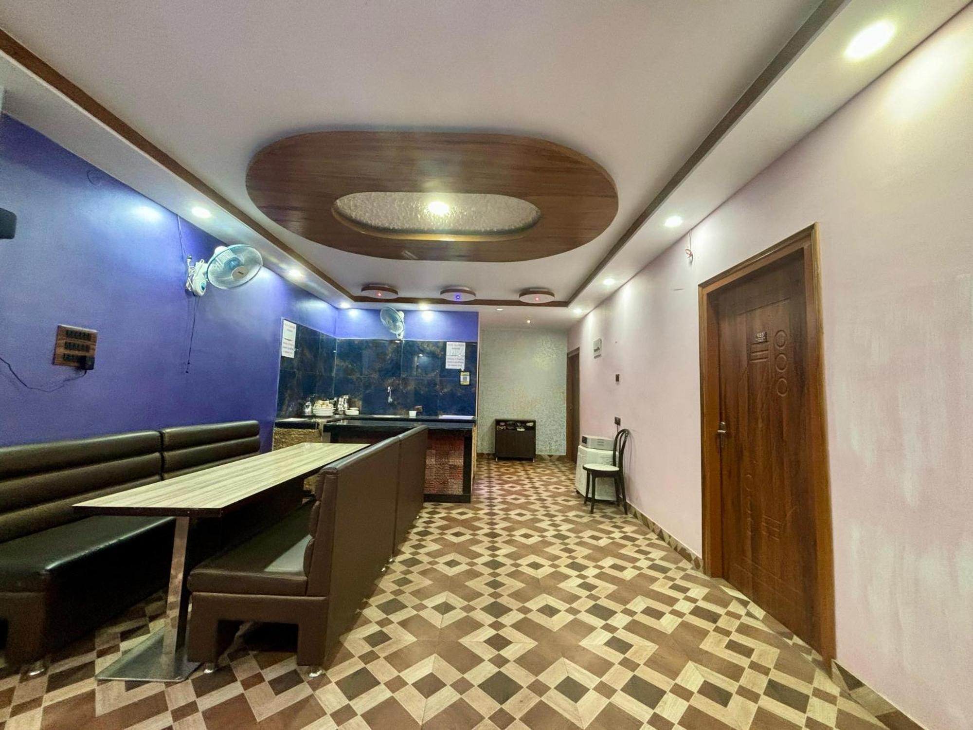 Krishna Shree Guest House Γουβαχάτι Εξωτερικό φωτογραφία