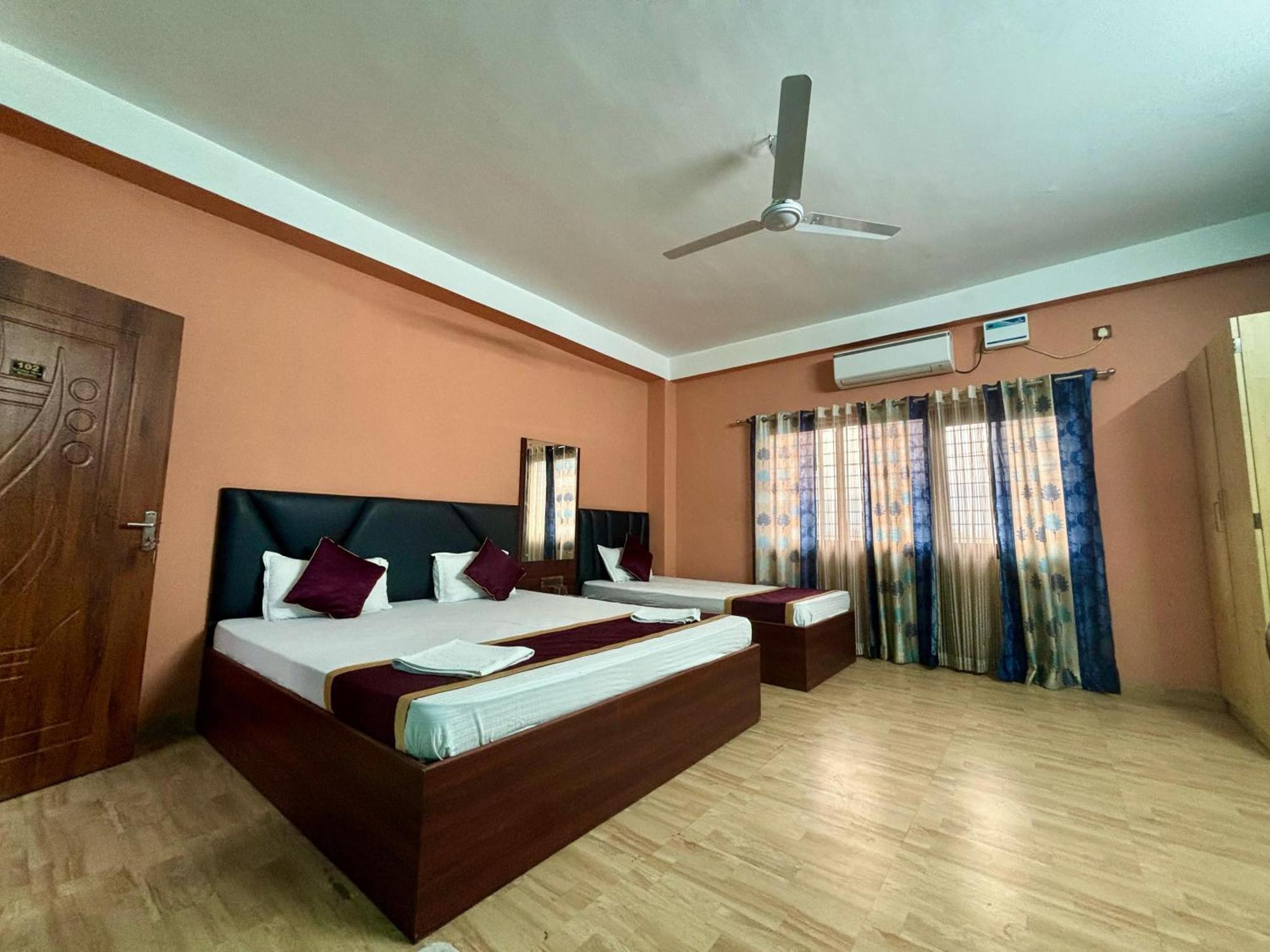 Krishna Shree Guest House Γουβαχάτι Εξωτερικό φωτογραφία