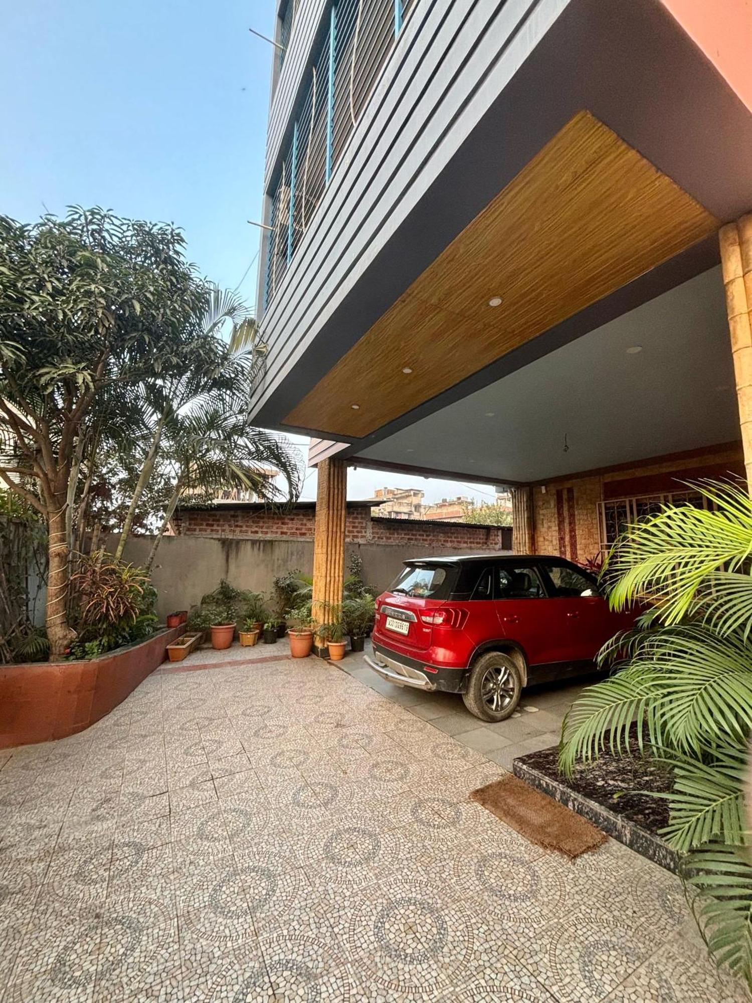 Krishna Shree Guest House Γουβαχάτι Εξωτερικό φωτογραφία
