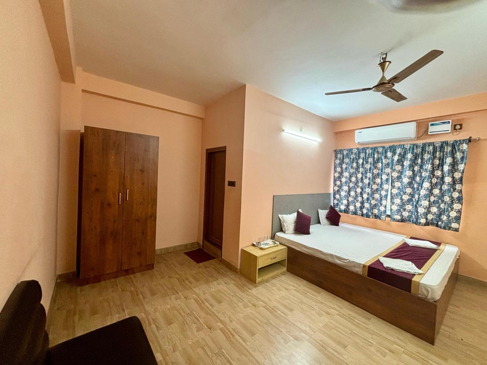 Krishna Shree Guest House Γουβαχάτι Δωμάτιο φωτογραφία